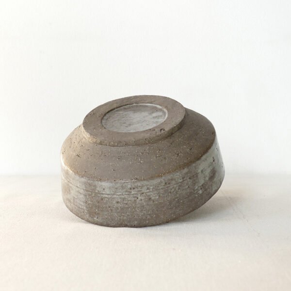 handmade-medium-stoneware-bowl-industrial-minimalist-berlin