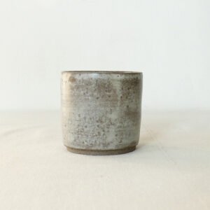handmade-stoneware-espresso-tea-cup-minimalist-grey-matte