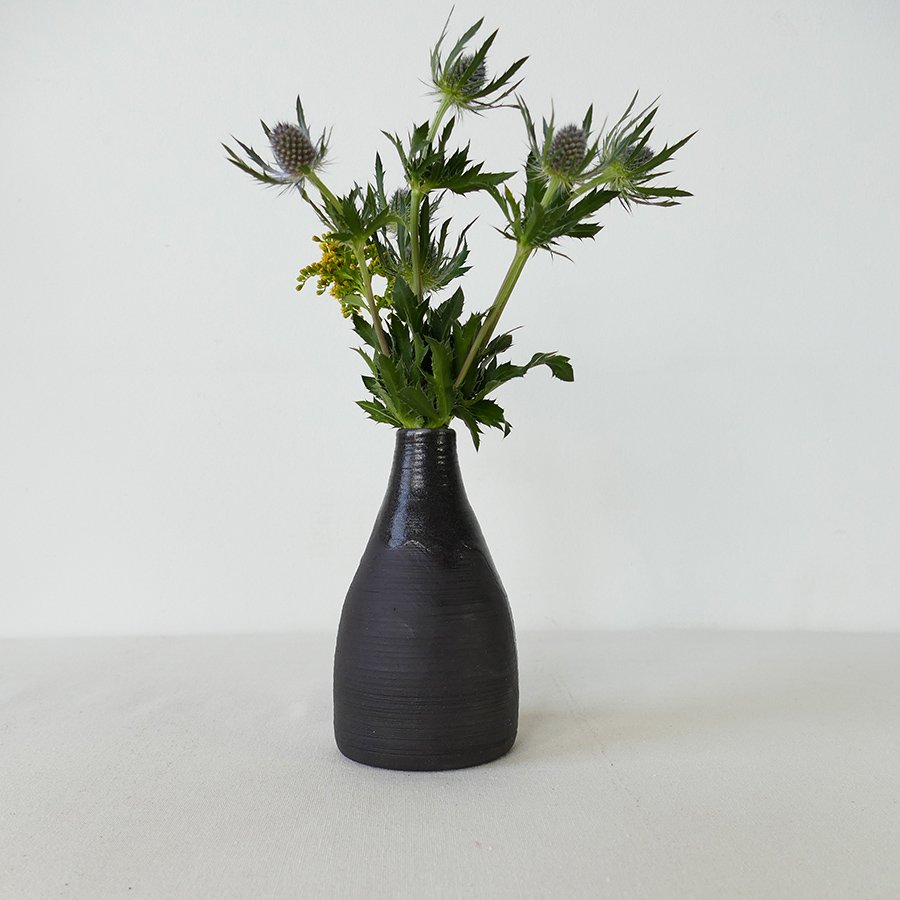 minimalist single stem bud black vase stoneware handmade berlin