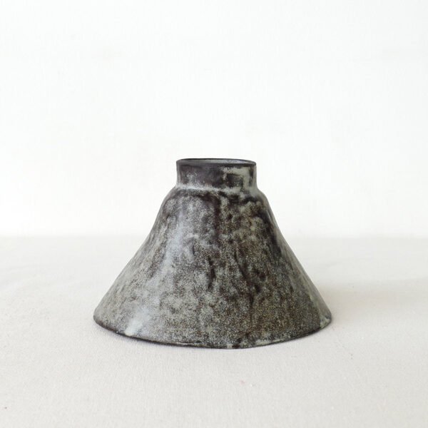hand-built-wabi-sabi-ceramic-bowl-mottled-glaze-berlin-stoneware