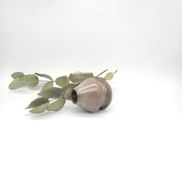 (Terra B) Handmade Ceramic Matcha Whisk Stand (Kuse直し)